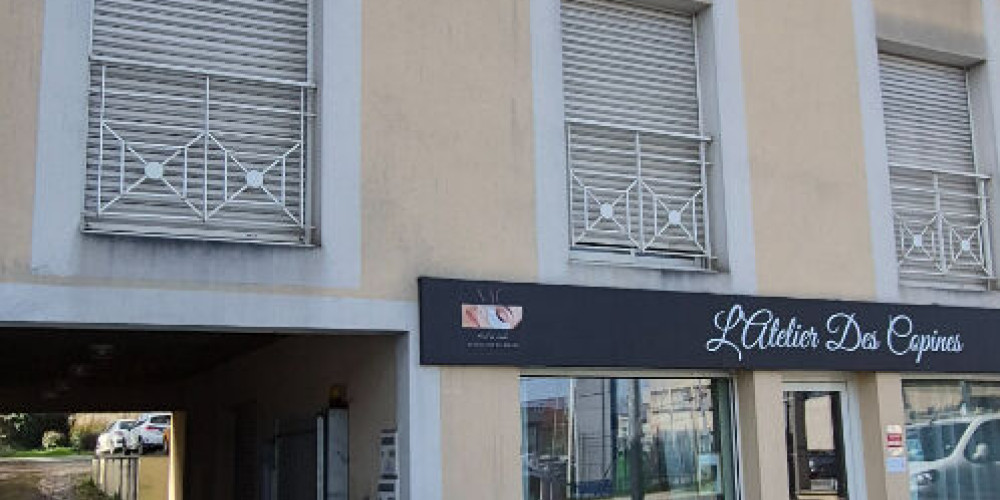 immeuble à VILLENAVE D ORNON (33140)